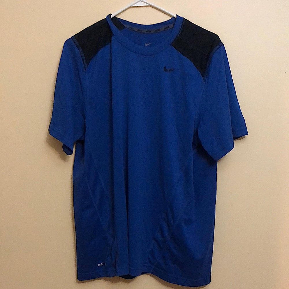MENS LARGE NIKE DRI-FIT T SHIRT- BLUE